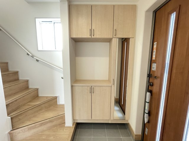 藤岡市藤岡（全8棟）1号棟の玄関