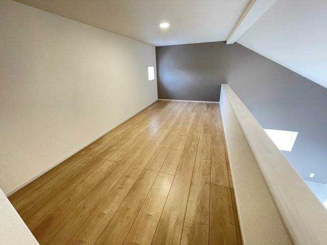 藤岡市藤岡（全8棟）1号棟の洋室