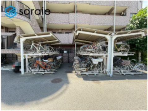 ライオンズガーデン航空公園　中古マンション　2階の駐輪場|7/14撮影