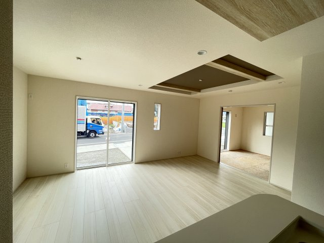 藤岡市藤岡（全8棟）3号棟の居間・リビング
