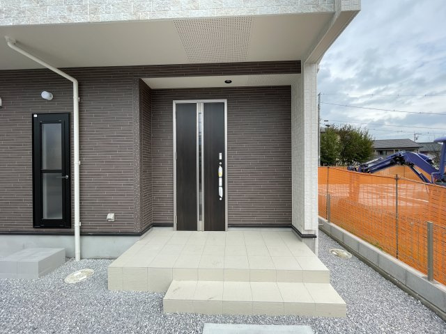 藤岡市藤岡（全8棟）4号棟の玄関