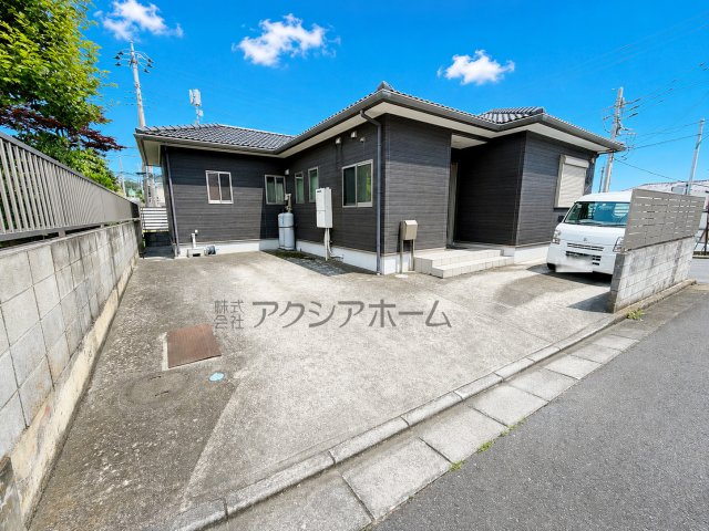 入間市新久　中古一戸建　～タマホーム施工・平屋創り～の駐車場|車種による