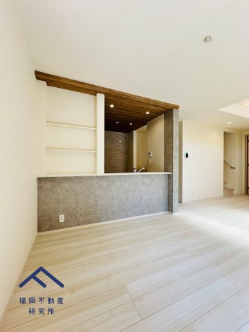 大野城市南ヶ丘5丁目２号棟　戸建ての居間・リビング