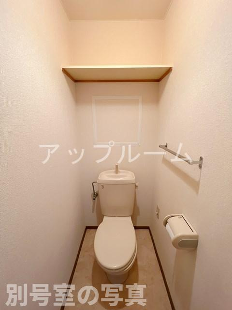 ジョヴィアルIIのトイレ