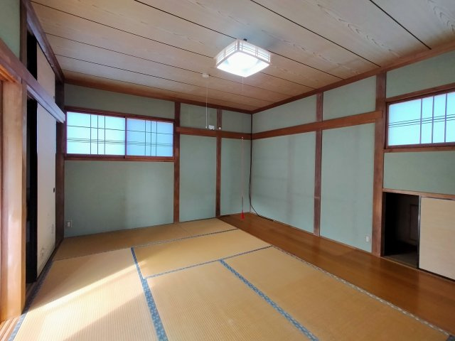 花高2丁目戸建ての和室