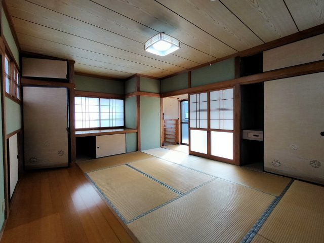 花高2丁目戸建ての和室