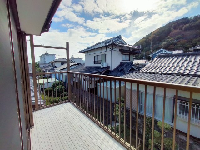 花高2丁目戸建てのバルコニー