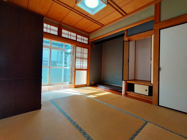 花高2丁目戸建ての和室
