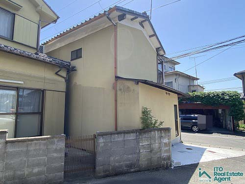 岩倉木野町　中古戸建の外観