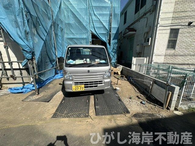 藤沢市辻堂太平台１丁目　新築戸建　全２棟の駐車場|5月16日撮影　工事中　駐車スペース