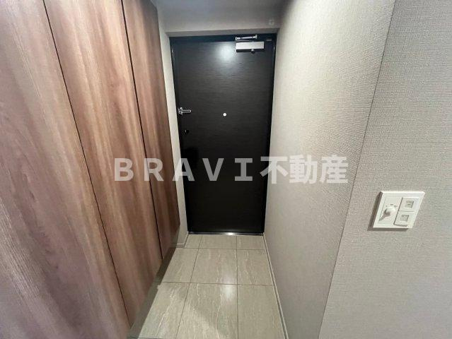 ブランズタワー谷町四丁目の玄関