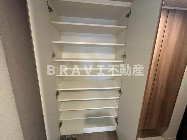 ブランズタワー谷町四丁目の収納