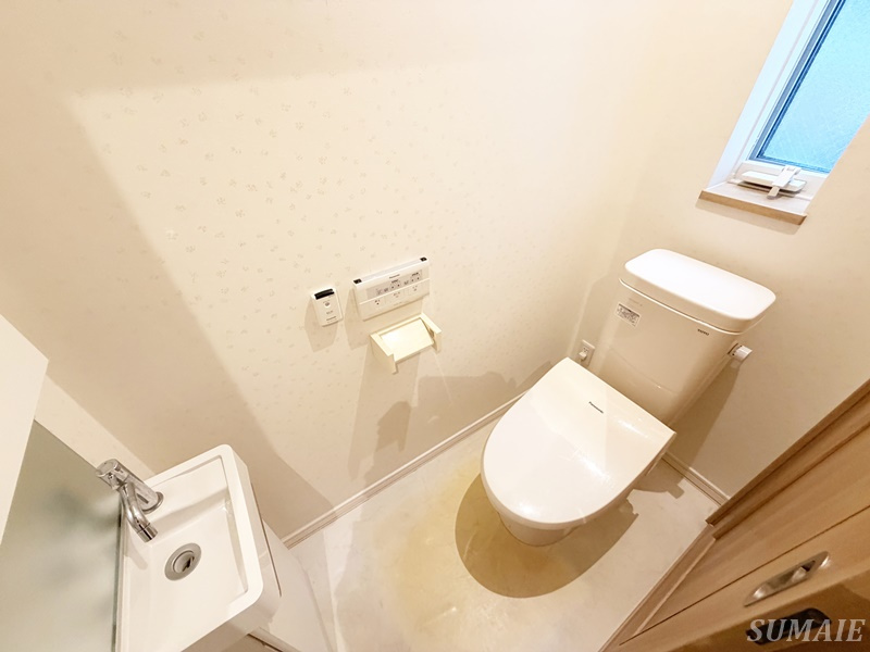 フィカーサ上中里のトイレ|1階トイレです☆