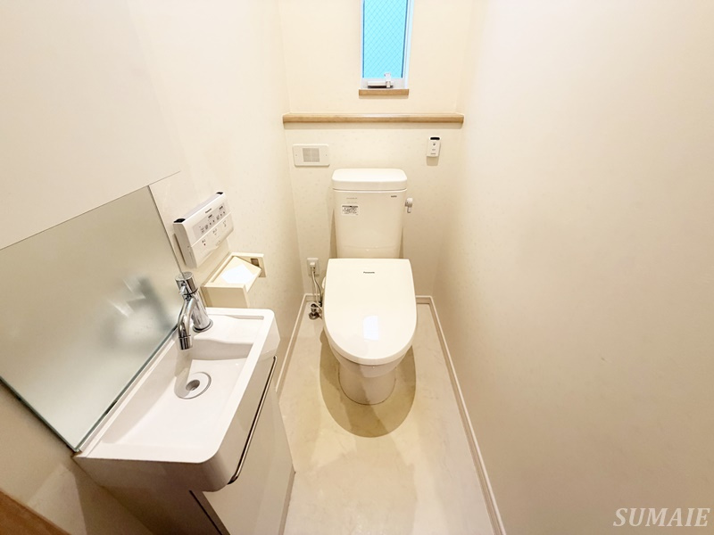 フィカーサ上中里のトイレ|2階トイレです★