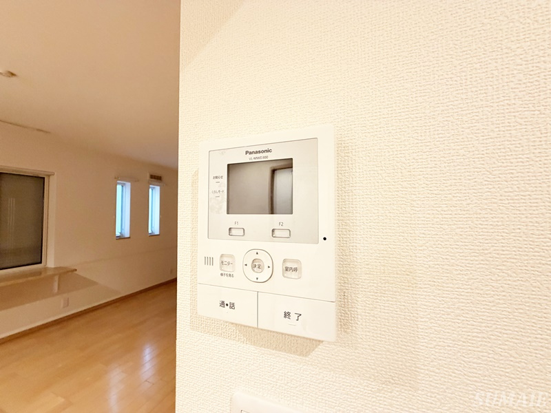 フィカーサ上中里のセキュリティ|モニター付きインターホンです☆