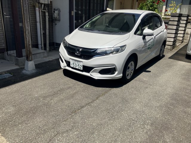 ハイツコマツの駐車場