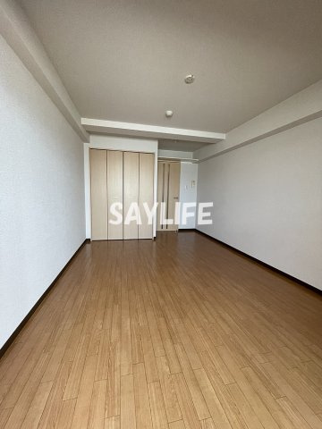 Mプラザ布施弐番館の居間・リビング