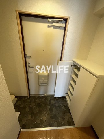 Mプラザ布施弐番館の玄関