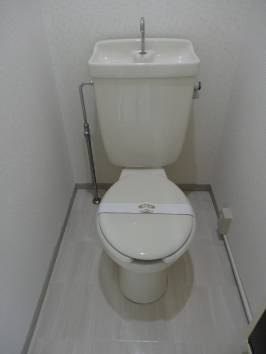 ドルフ北烏山　Ｂのトイレ