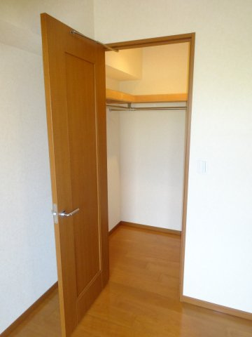 リーベストガーデン宝塚の収納|参考、同建物・同間取りの号室