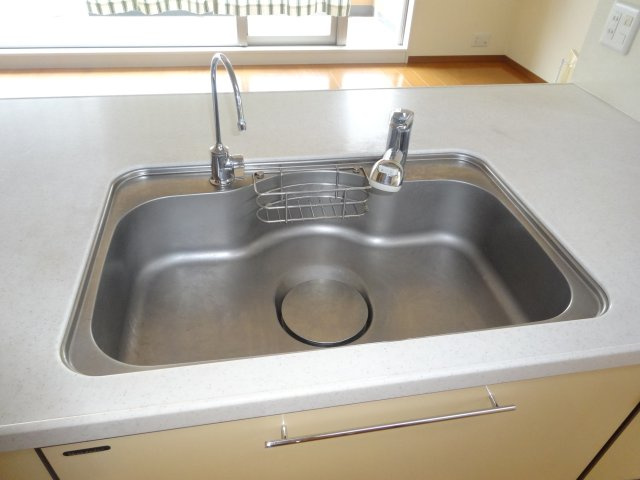 リーベストガーデン宝塚のキッチン|参考、同建物・同間取りの号室