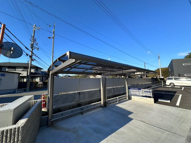 アイメゾン東山の駐車場