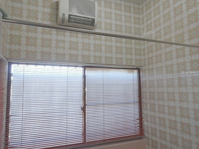 川棚町小串郷戸建ての浴室