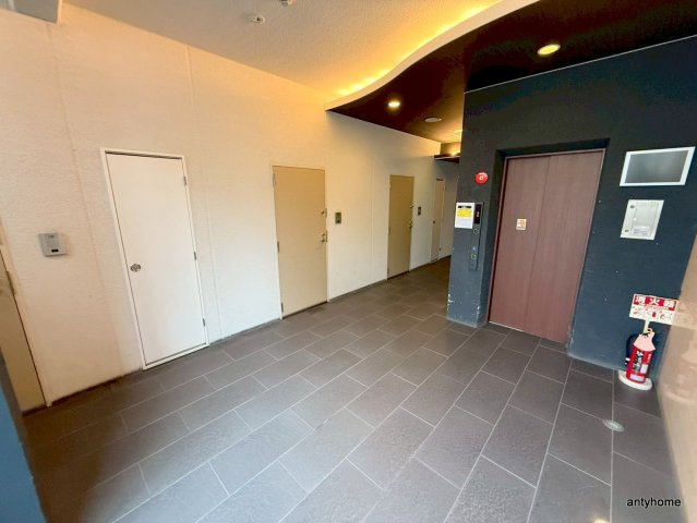 プレミアムコート谷町四丁目　仲介手数料無料のロビー