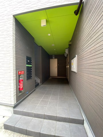 幸鶴邸(コウカクテイ)　名古屋市賃貸　仲介手数料無料のエントランス