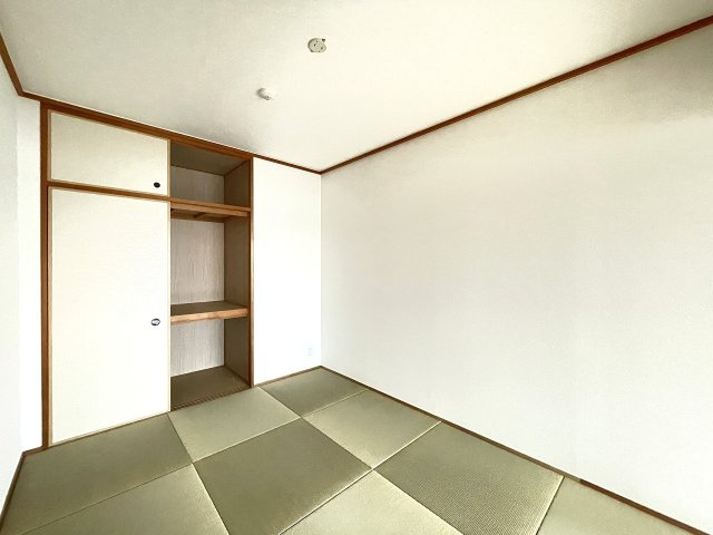 パラッシオ楽々園シービスタの和室|琉球畳を使用している和室です。