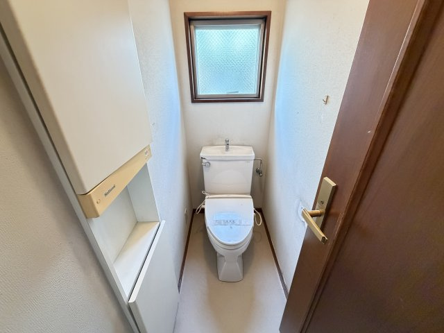 箱田町中古住宅のトイレ|■1階トイレ