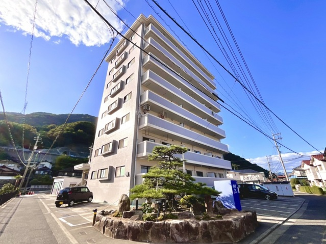 ハイタウン堀田の外観|※写真は別部屋の物です。参考にご覧ください。