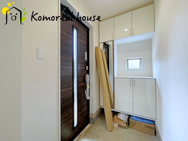 さいたま市西区三橋　第2期　新築一戸建て　ハートフルタウン　Aの玄関|玄関です