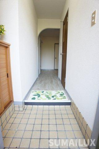 パサージュ新大江の玄関