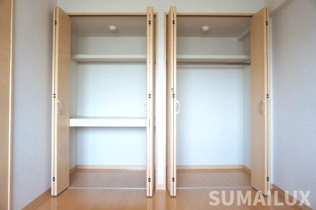 菊池郡菊陽町大字津久礼の賃貸マンションの収納