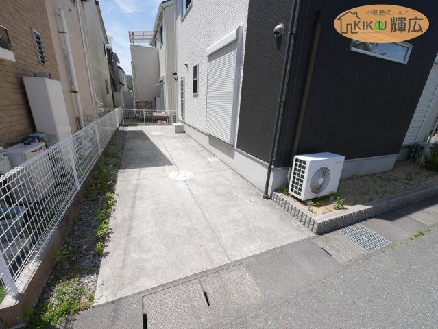 姫路市北原　中古戸建の駐車場
