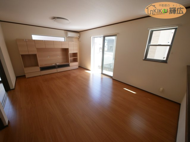 姫路市北原　中古戸建の居間・リビング