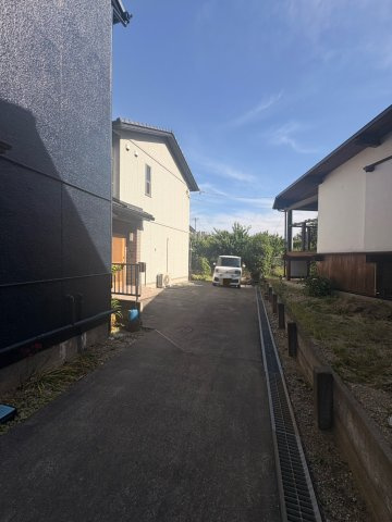 小坂本町戸建賃貸の駐車場