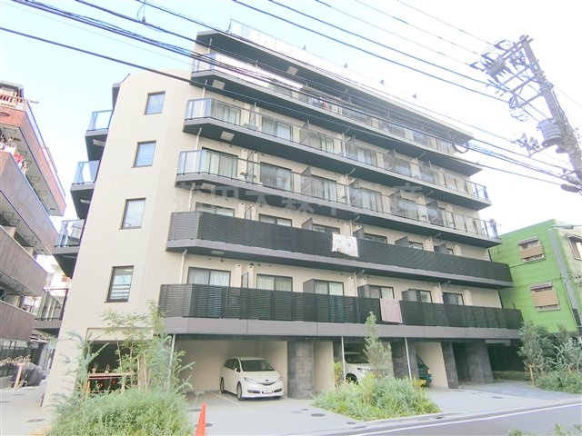 メイクスデザイン大森Ⅱの外観|2019年6月築　RC鉄筋コンクリート造地上8階建て総戸数63戸1K~1LDKインターネット無料の分譲賃貸マンション　JR京浜東北線大森駅最寄りの東京都大田区大森北5丁目、京急本平和島駅も徒歩圏内