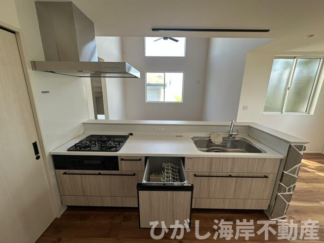 藤沢市辻堂6丁目 　新築戸建　全4棟のキッチン|食洗器付きシステムキッチン