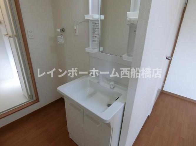 小野寺ハイツ　B棟の洗面所