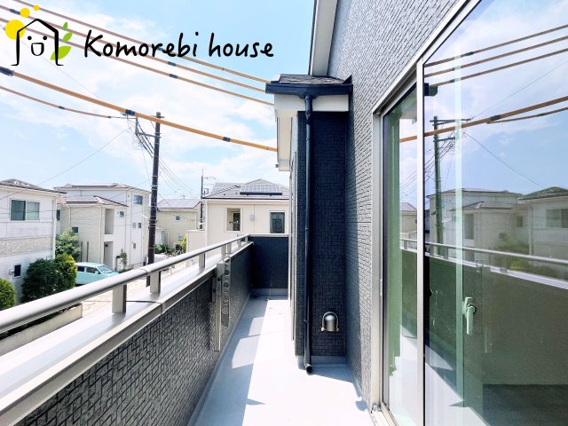 さいたま市西区三橋　第2期　新築一戸建て　ハートフルタウン　Cのバルコニー|暖かな日差しのふりそそぐバルコニー