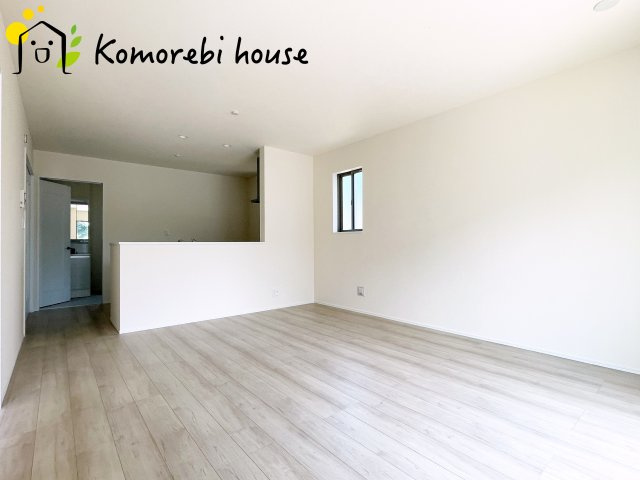 さいたま市西区三橋　第2期　新築一戸建て　ハートフルタウン　Cの居間・リビング|使いやすいリビングです