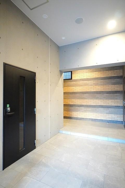 福岡市博多区大博町の賃貸マンションのエントランス|エントランス写真