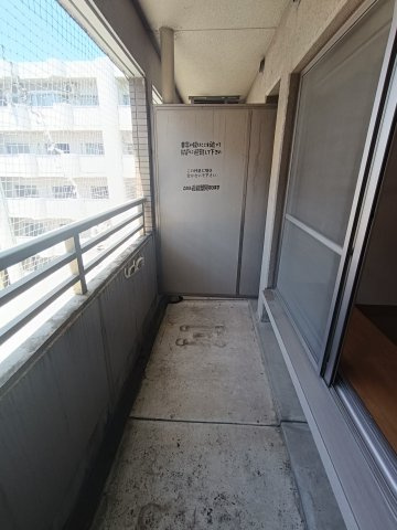 グランメール・エスティエのバルコニー|☆西鉄大橋駅徒歩圏内☆通勤通学便利♪　防犯カメラ、オートロック、ＴＶモニター付インターホン　防犯安心です♪