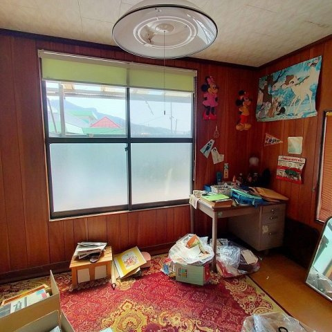 皆瀬町戸建ての洋室|２Ｆ南側洋室６帖