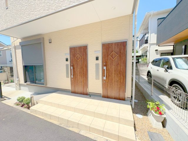 same skyのエントランス|建物の内部です