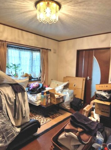 茂原市町保　中古戸建の居間・リビング|平成17年4月築 ４LDK 駐車2台可能　都市ガス上下水 業務スーパー徒歩約8分 
