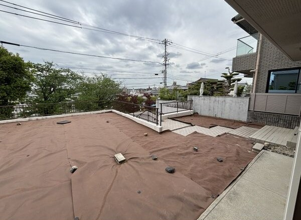 植田本町貸家の庭