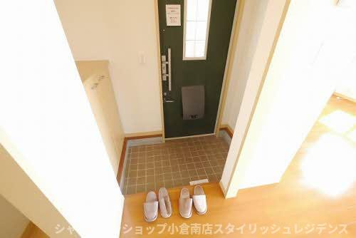 スペリオール　Ｆ棟の玄関